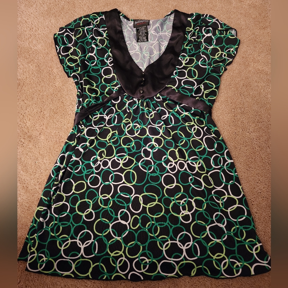 Hot tempered Women's XL top